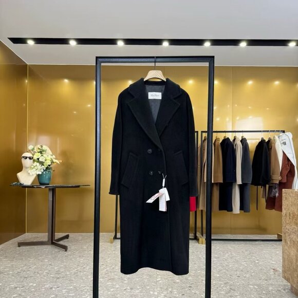 Max Mara refined double-breasted woolcoat. Belted waist. Brand new. - Picture 2 of 12